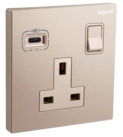 Galion 系列 13A 單位有掣連USB TYPE C 插座 (Type C USB單蘇)